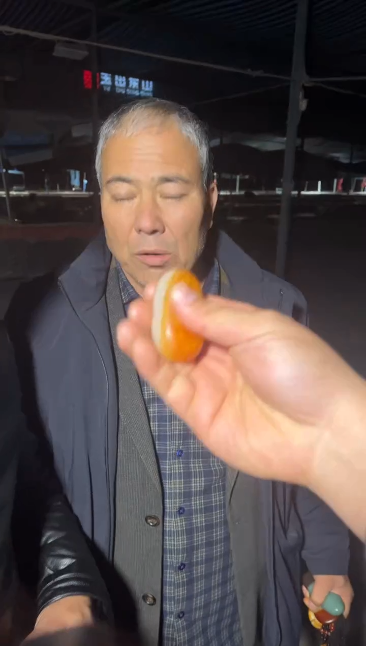 未镶嵌和田玉挂件5