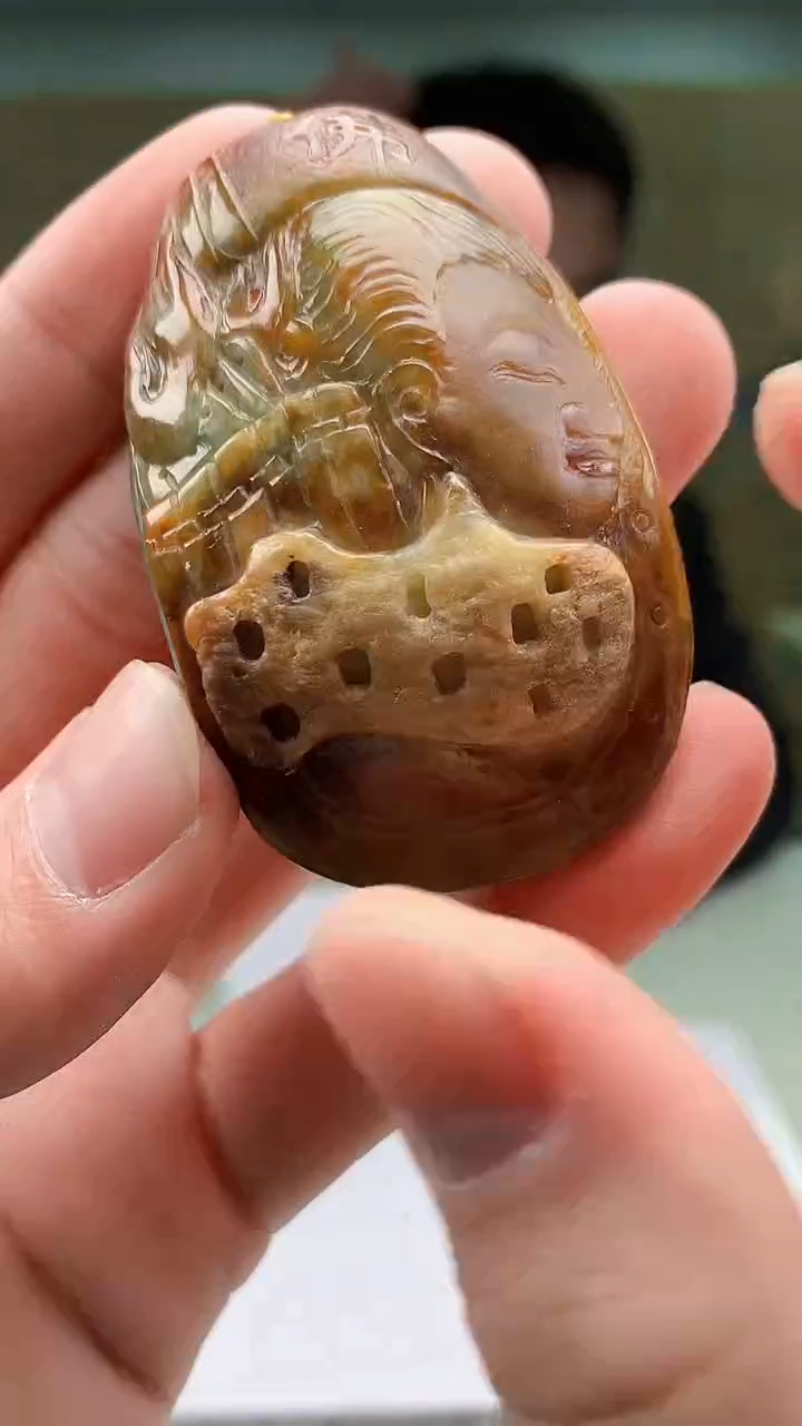 【闪购商品】定制翡翠未镶嵌5153bb-毛货挂件68