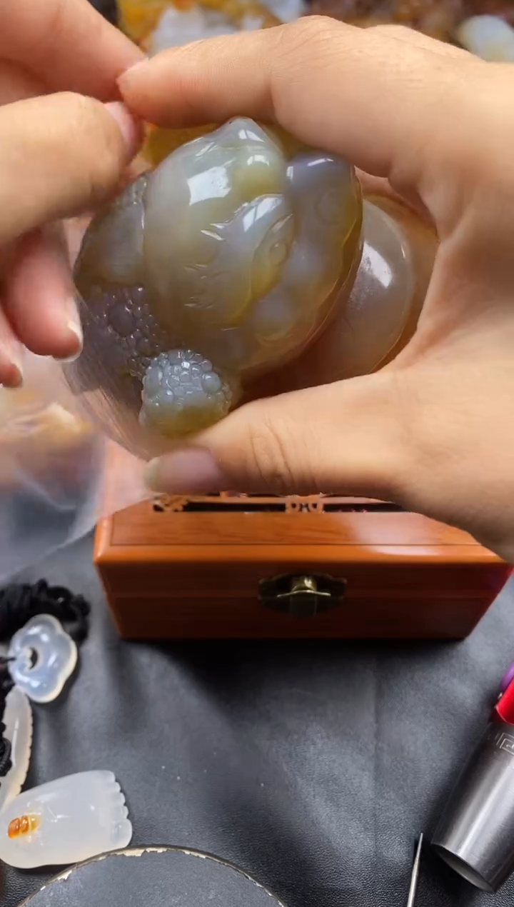 未镶嵌1玛瑙/玉髓用****9ll