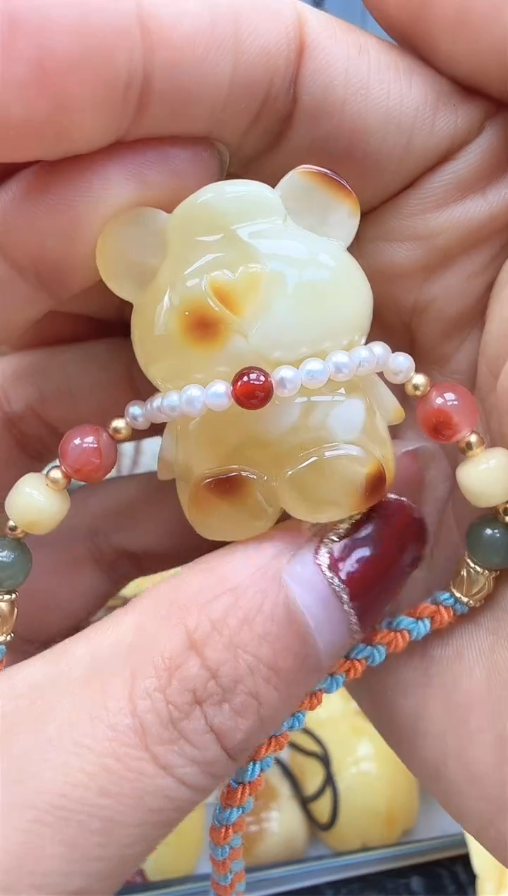 【闪购商品】琥珀裸石未镶嵌挂坠