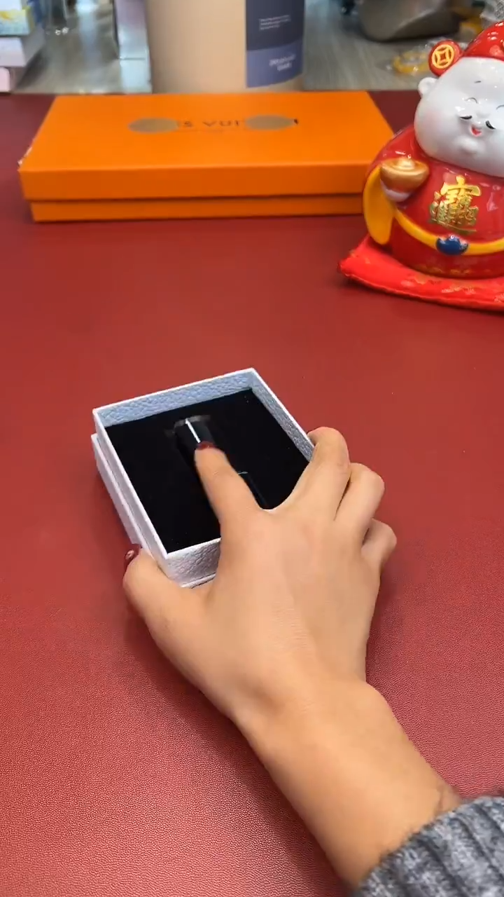 摆件高端瓷器，全场大漏!YF95