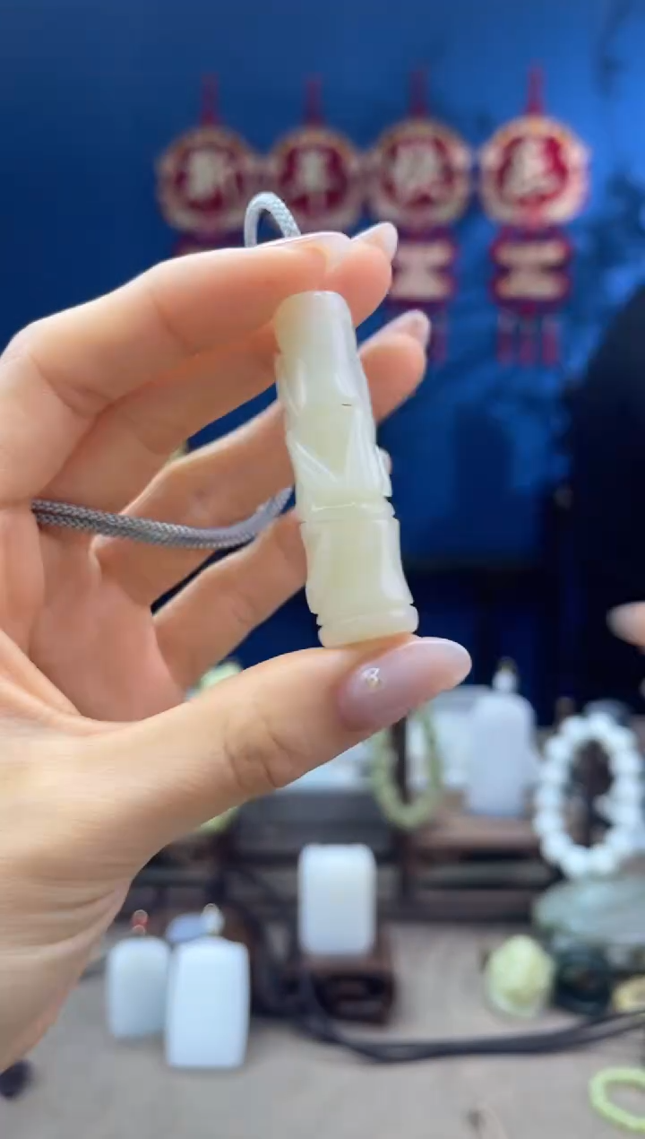 【闪购商品】和田玉颈饰未镶嵌1