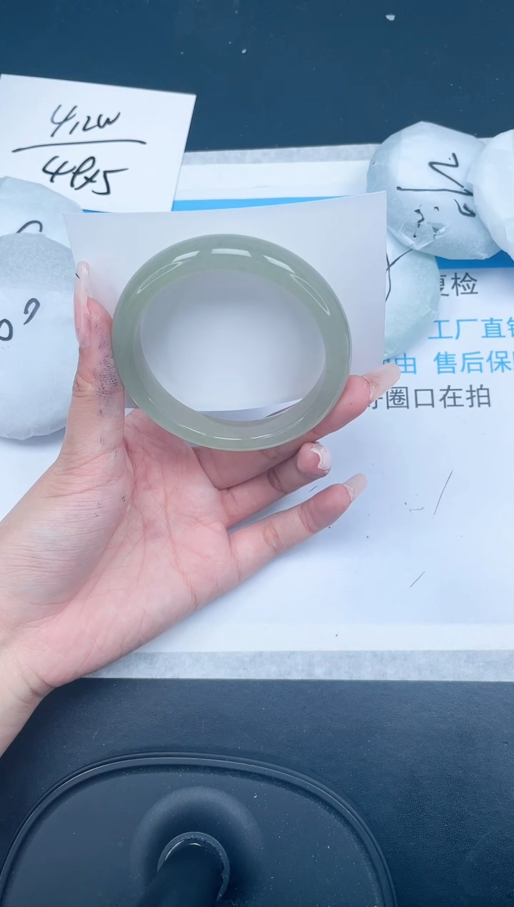 【闪购商品】石英质玉手镯未镶嵌603-