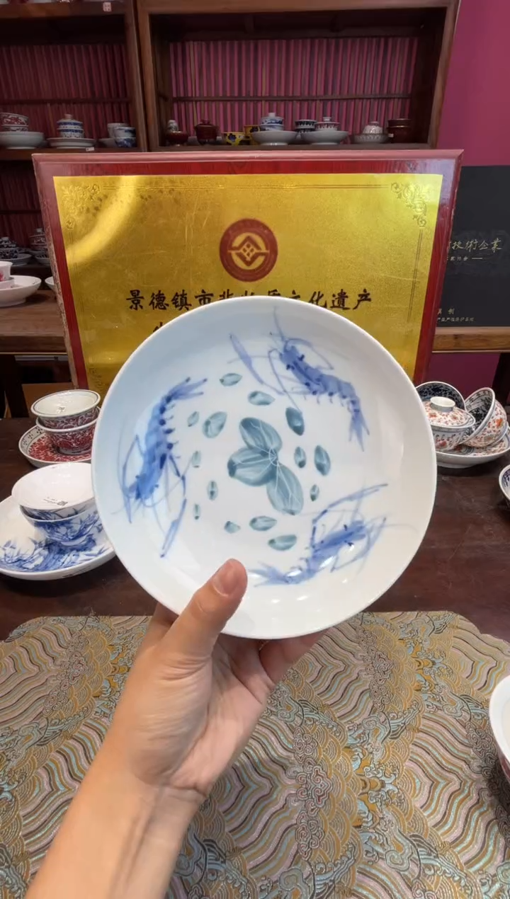 杯子瓷景德镇源头工厂生产，手工手绘