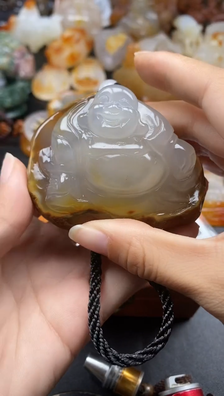 未镶嵌1玛瑙/玉髓?**桃ll