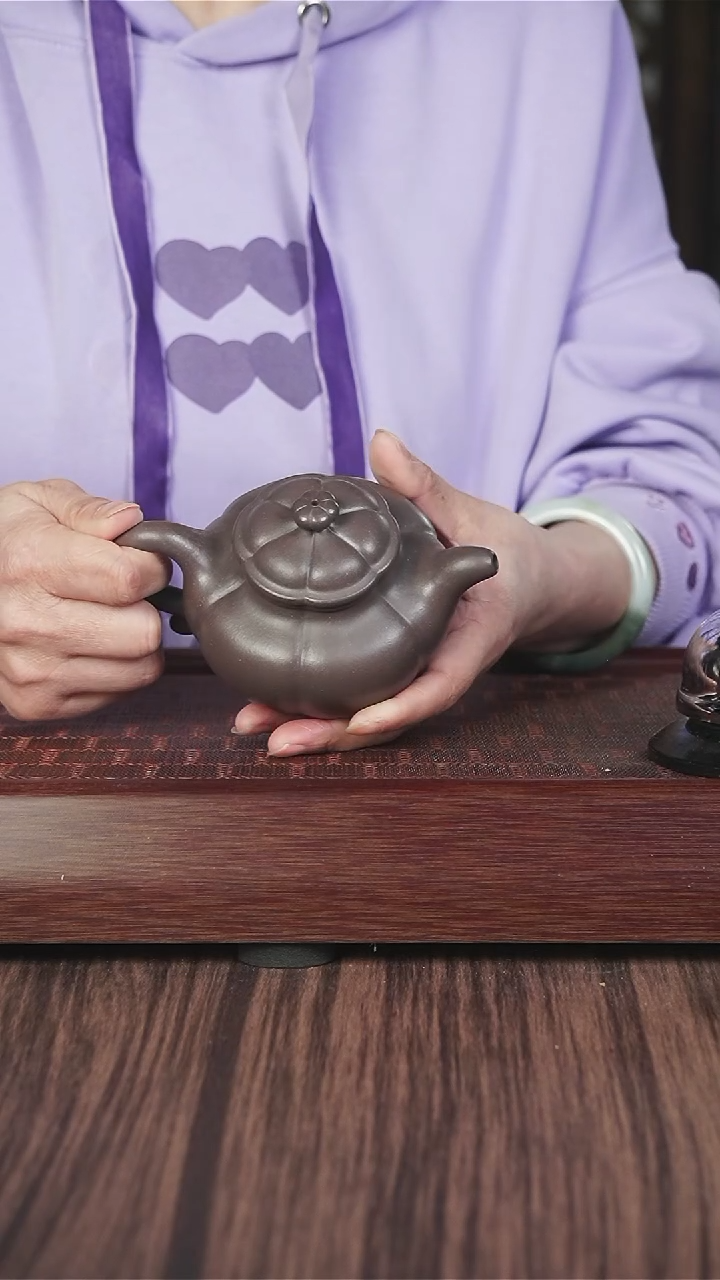 【闪购商品】紫砂茶壶筋纹  天青 六瓣莲子