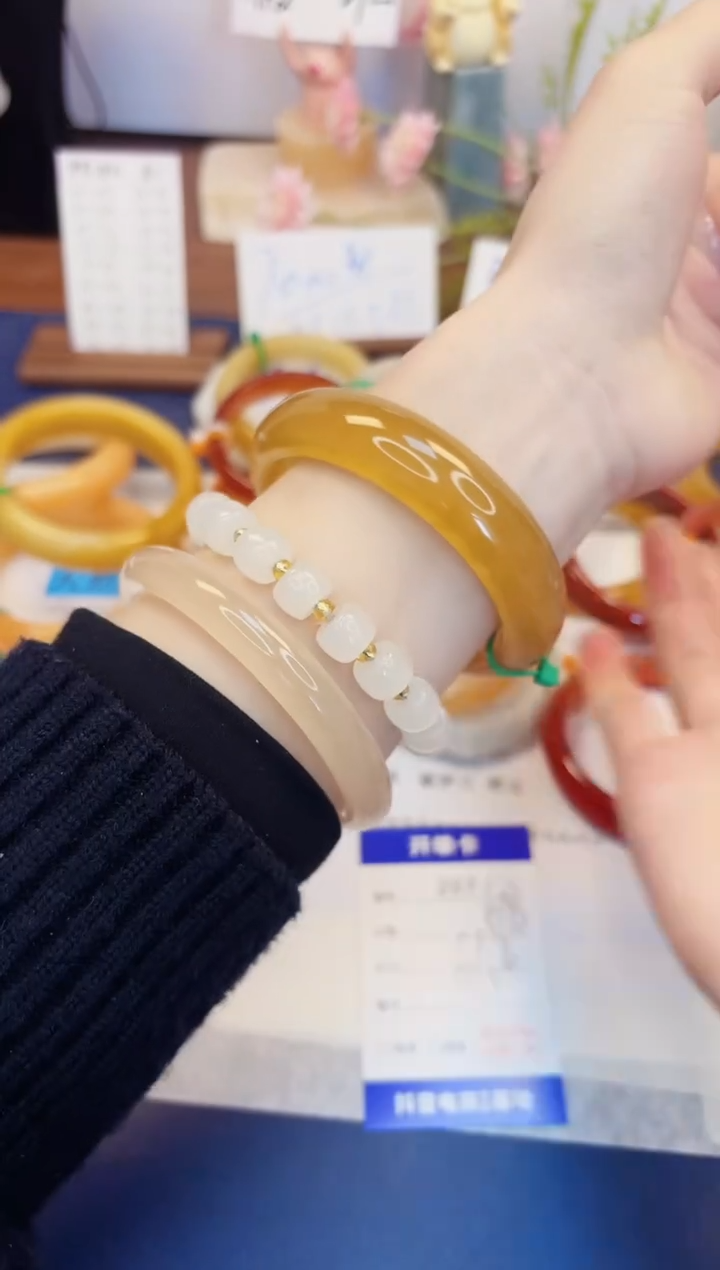 【闪购商品】石英质玉手镯未镶嵌207-财气镯-圈口61