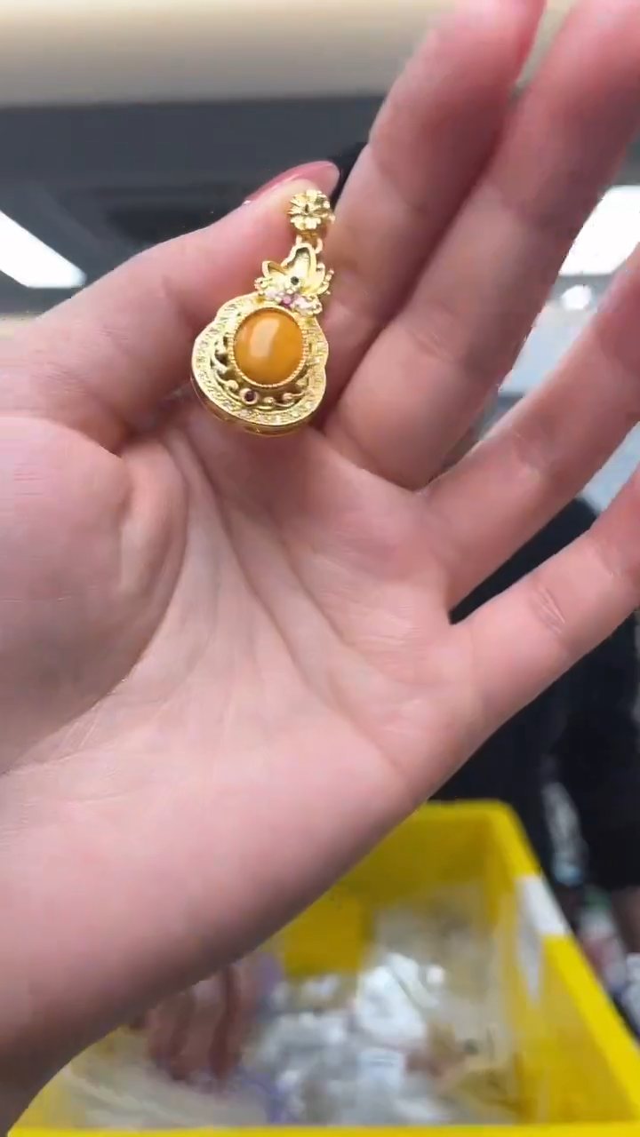 蜜蜡颈饰未镶嵌（多样性发一件）