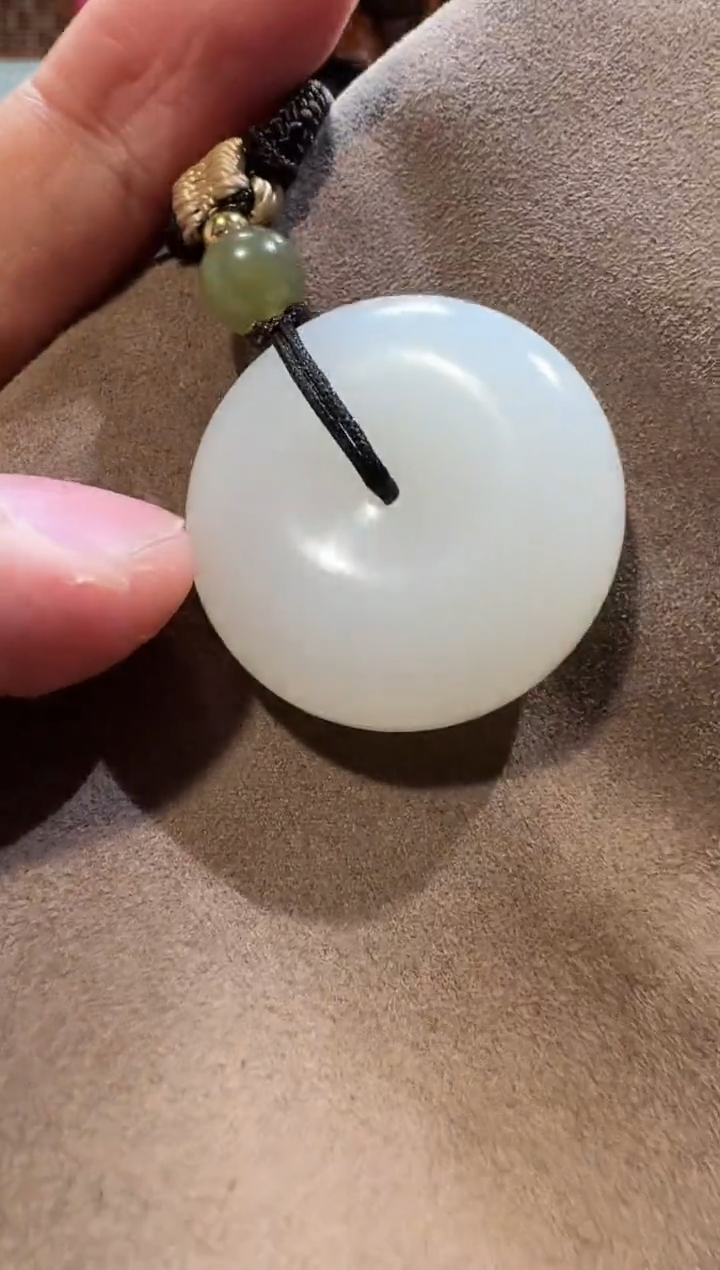 【闪购商品】和田玉吊坠未镶嵌1395平安扣