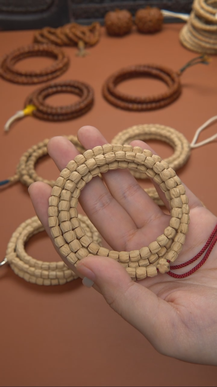 【闪购商品】柏香籽/百香籽手串1