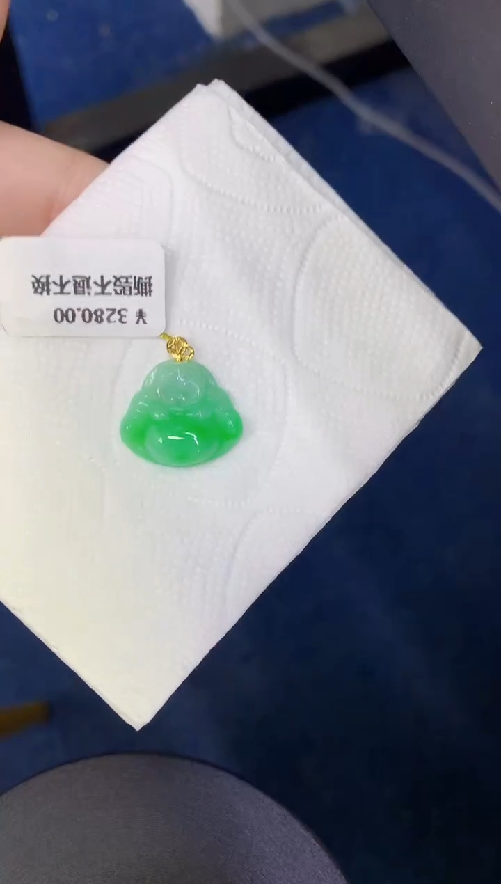 颈饰18K金镶嵌翡翠缅甸天然翡翠A货