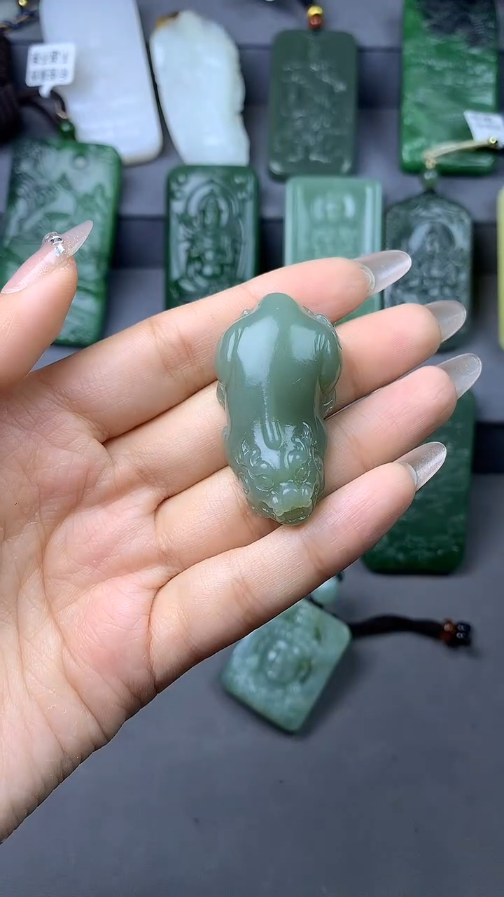 【闪购商品】和田玉吊坠(不含链)未镶嵌挂件拍一发一