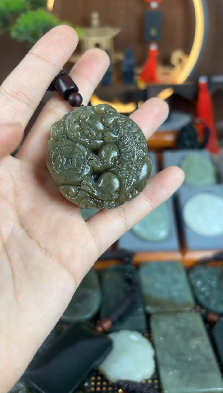 【闪购商品】和田玉颈饰未镶嵌1