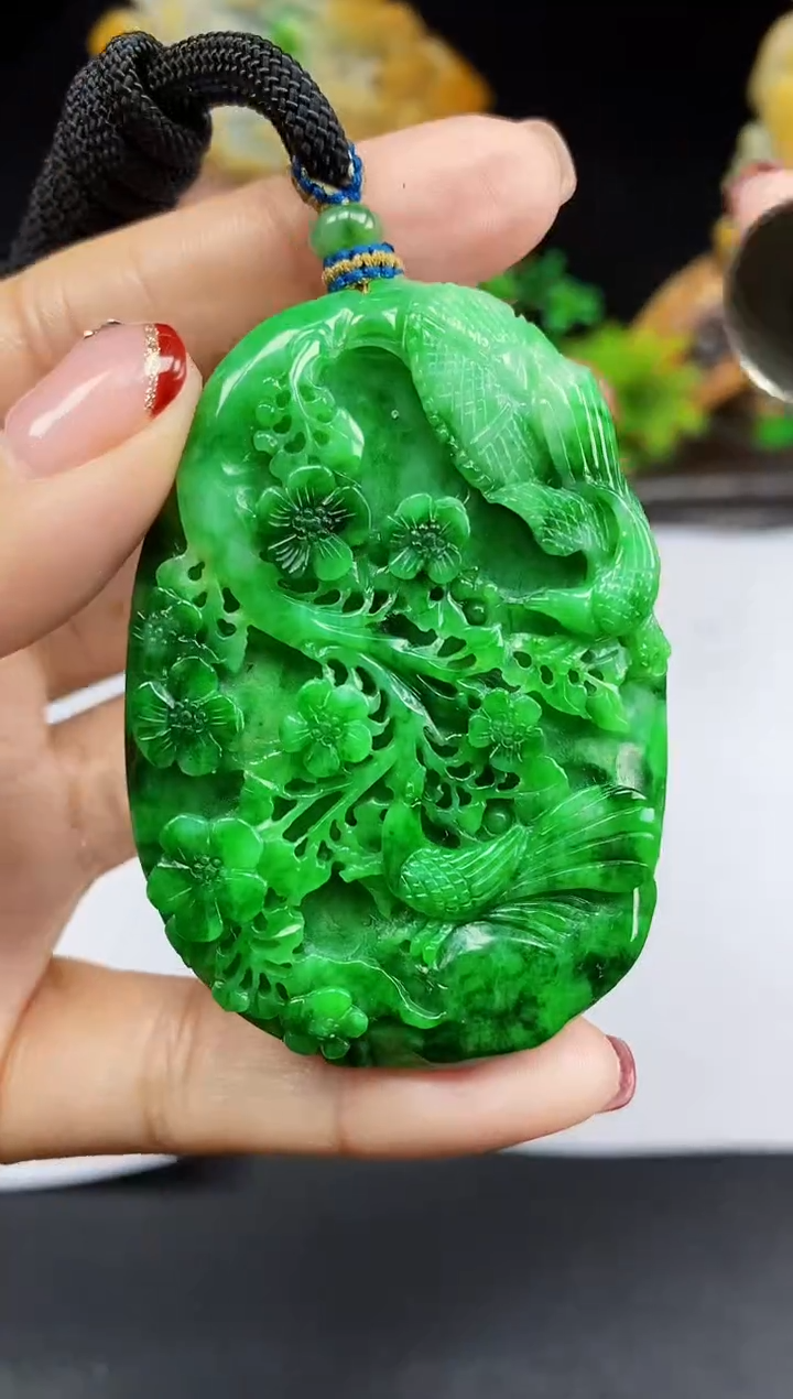 【闪购商品】翡翠颈饰未镶嵌翡翠A货
