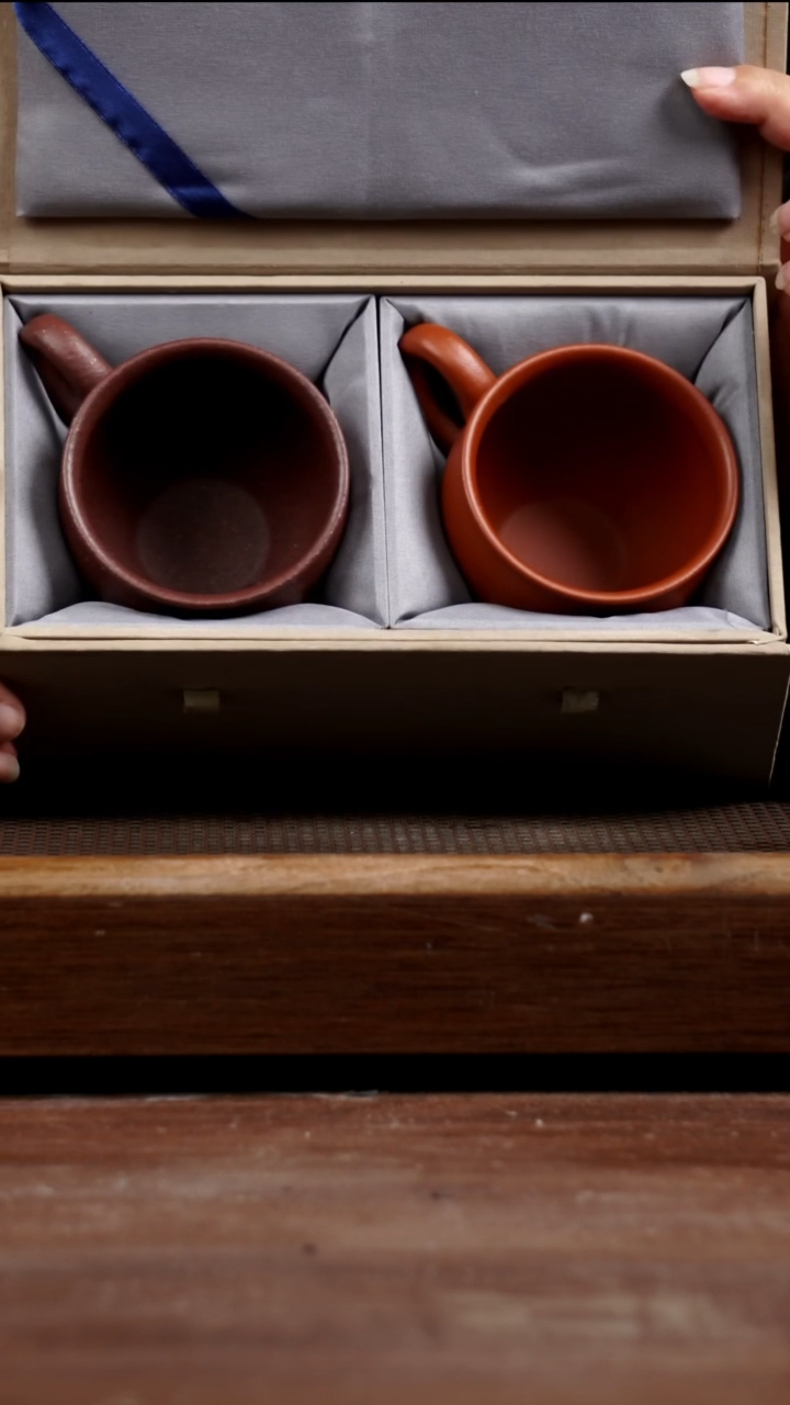 茶壶紫砂朱泥紫桃花把杯套组190CC