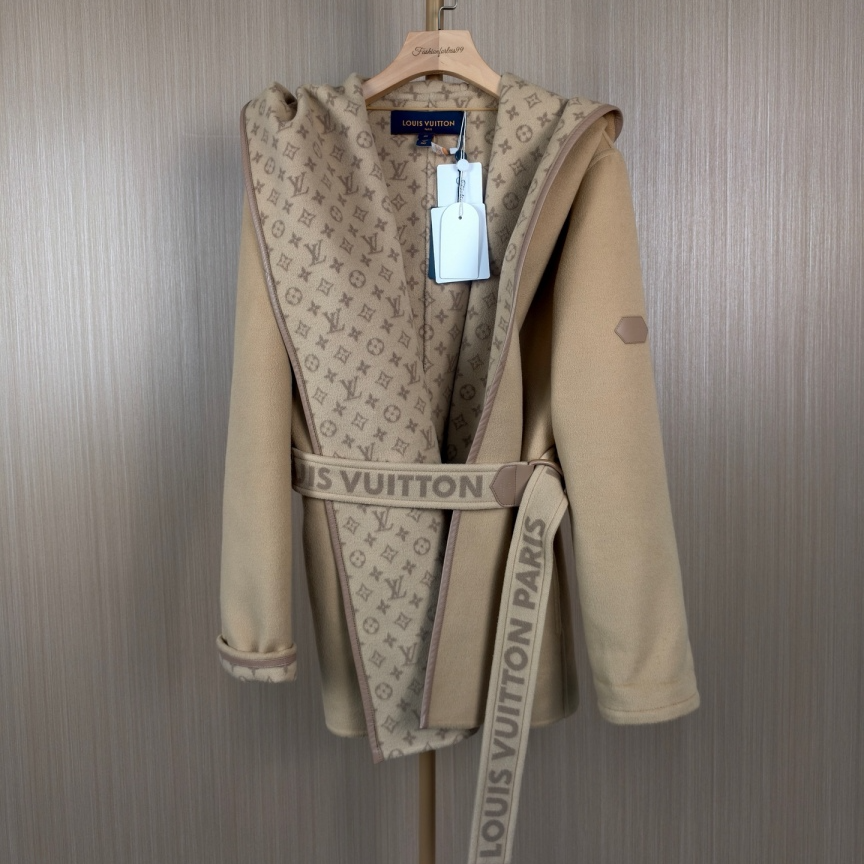 99新 LouisVuitton/路易威登 内里满印羊绒大衣 40 17386950