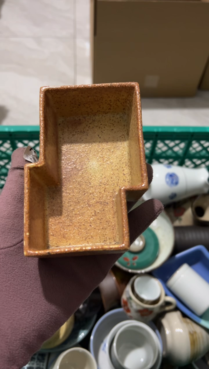 V**ivivi中古商品默认瑕疵完美主义慎拍