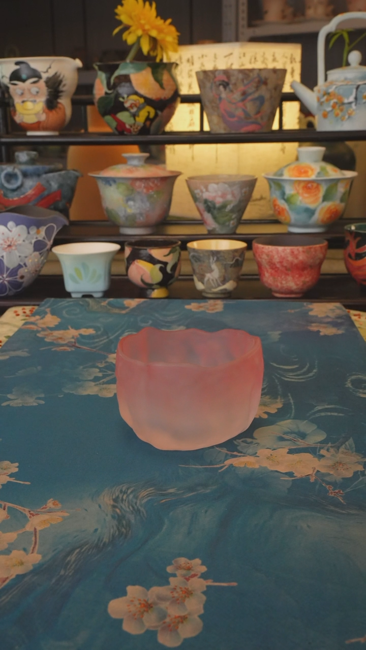 【闪购商品】福利品 粉色琉璃杯