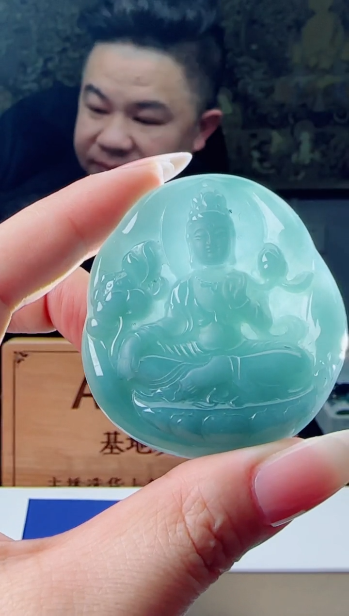 【闪购商品】翡翠颈饰未镶嵌111111111