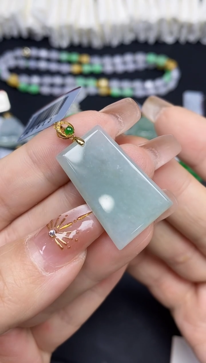 吊坠(不含链)18K金镶嵌翡翠无事牌18K金扣镶嵌@@CMT813