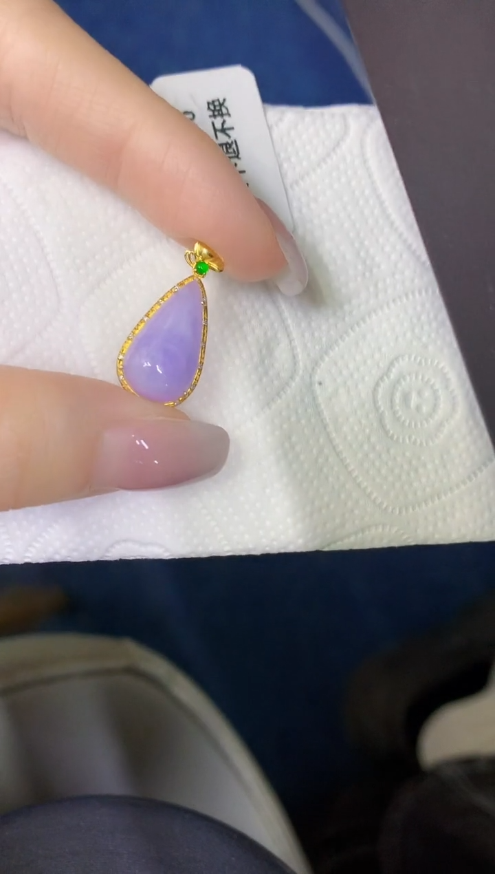 颈饰18K金镶嵌翡翠缅甸天然翡翠A货