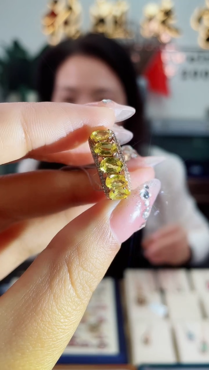 【闪购商品】彩色蓝宝石戒指银S925镶嵌戒指