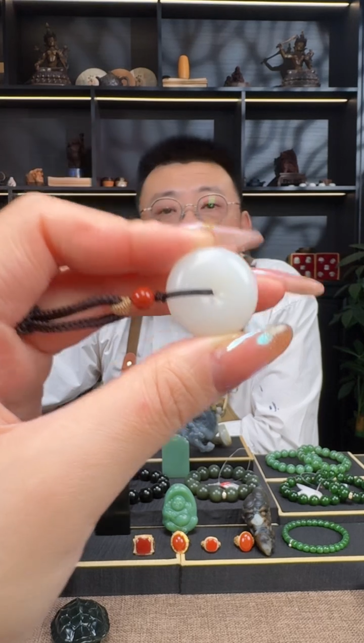 【闪购商品】和田玉1未镶嵌于田平安扣挂件