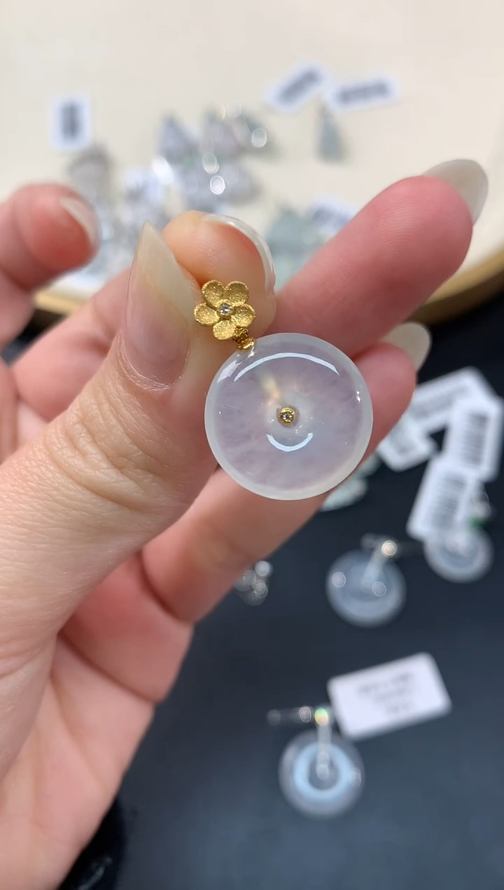 【闪购商品】翡翠吊坠(不含链)18K金镶嵌A23|1800
