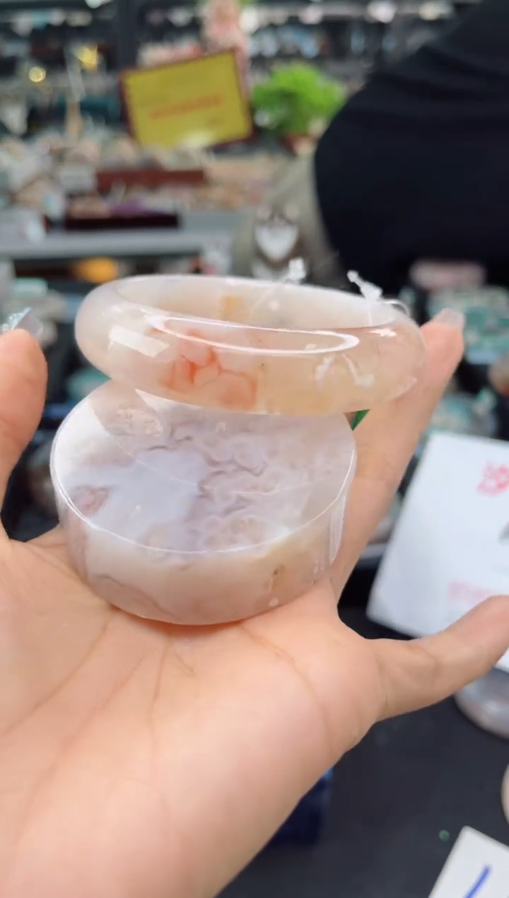 【闪购商品】石英质玉手镯未镶嵌60圈口（赠品镯心）3505107