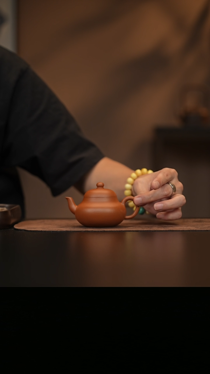 允禾斋  紫砂壶  高君德 朱泥