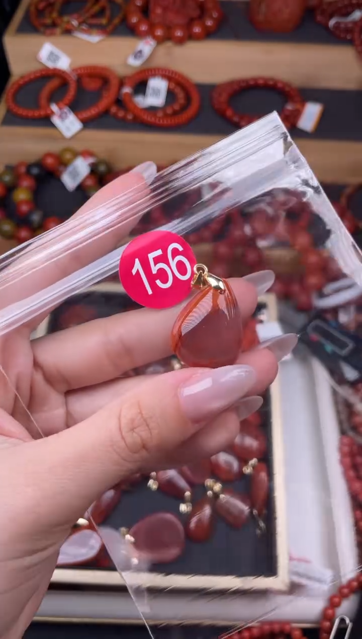 【闪购商品】南红玛瑙珠宝奇石未镶嵌156-