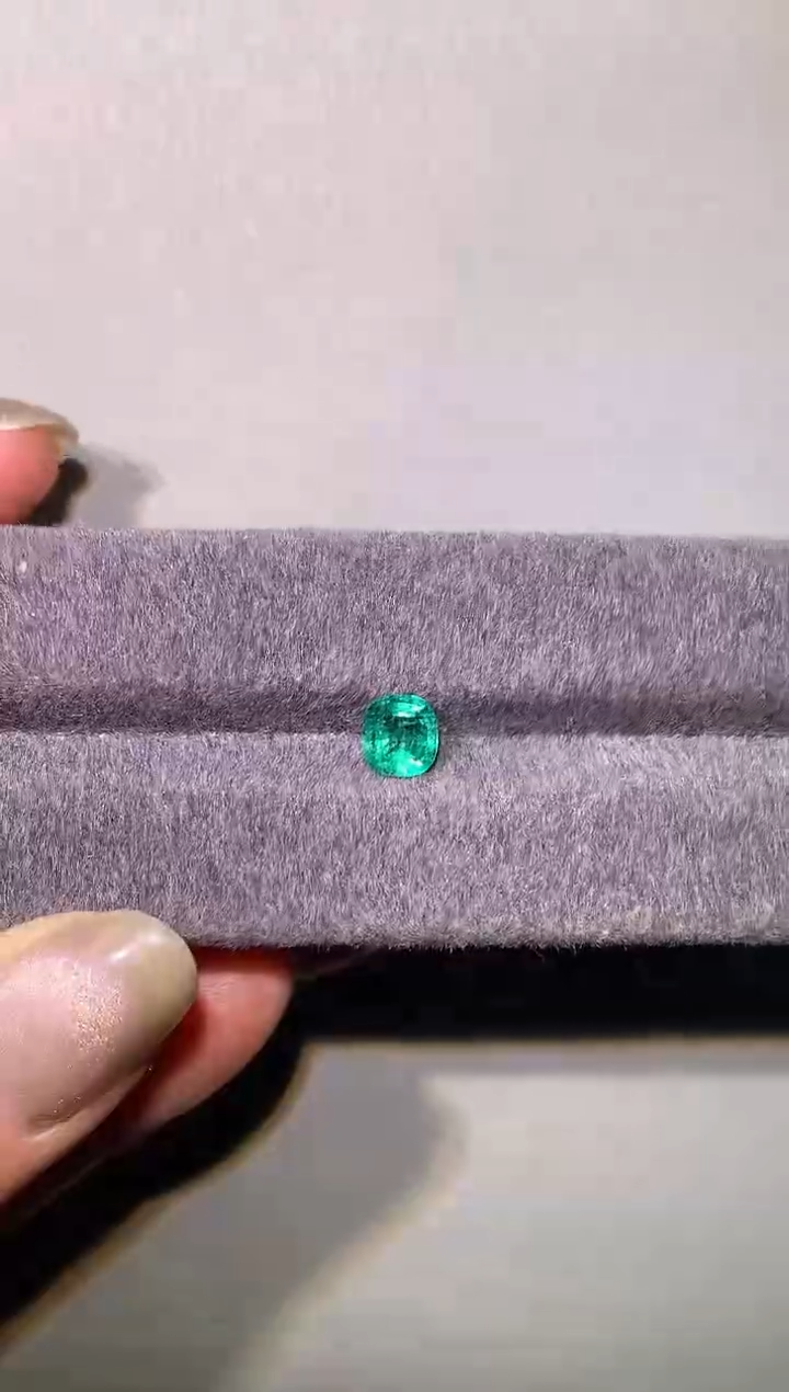 【闪购商品】祖母绿裸石未镶嵌1.12ct赞比亚吉尔德INT微A248