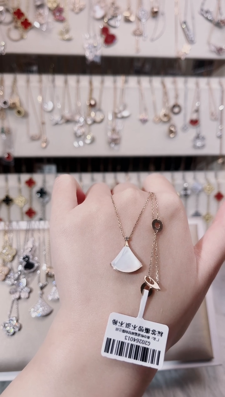 【闪购商品】钻石颈饰18K金镶嵌18K金镶嵌钻石 K玫 