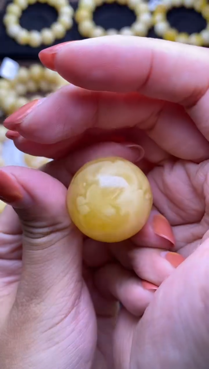 未镶嵌琥珀裸石大小姐珠宝严选37