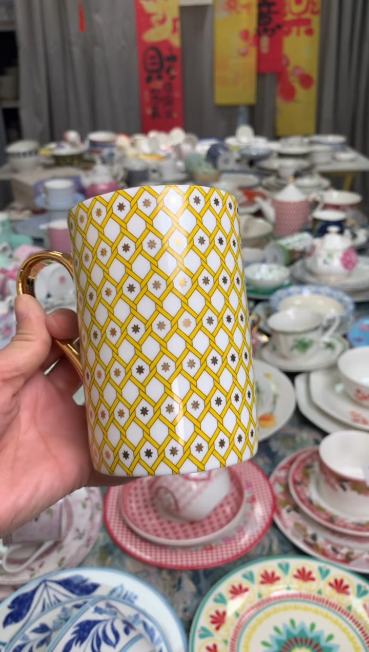 【闪购商品】瓷片陶瓷原单CC926餐具1个