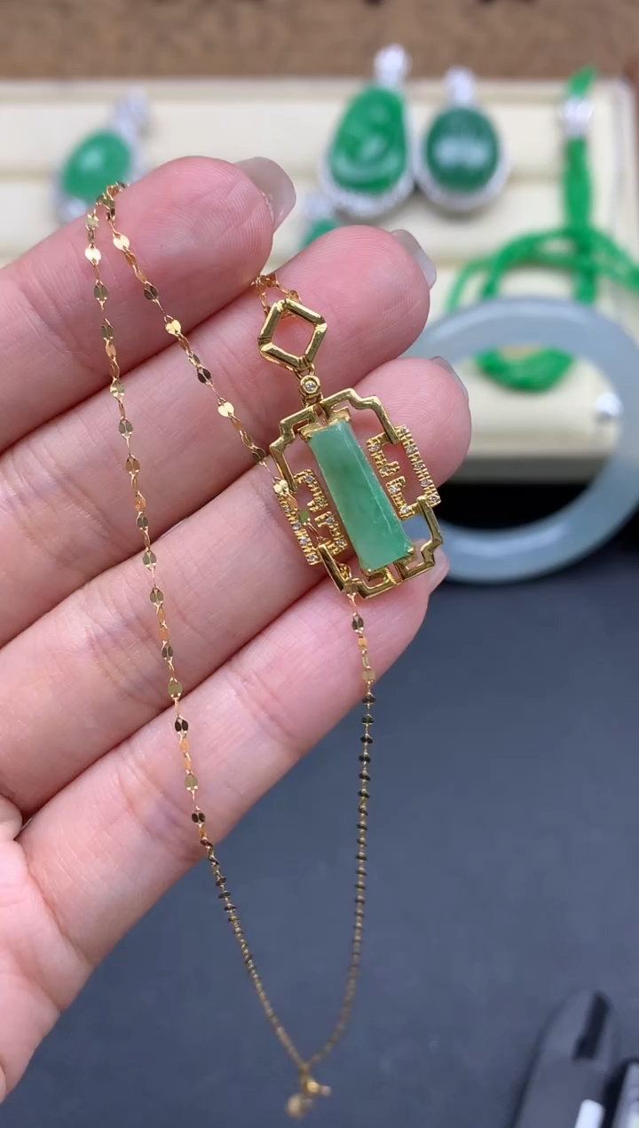 【闪购商品】翡翠颈饰18K金镶嵌391-中国好珍宝