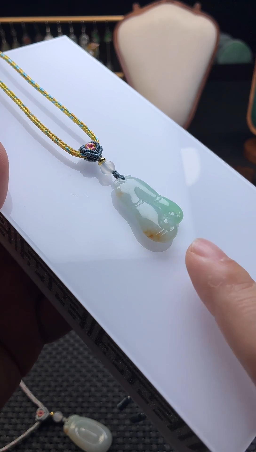 颈饰未镶嵌翡翠佛手