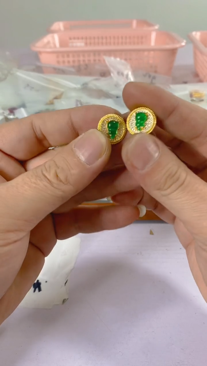 【闪购商品】水晶颈饰银S925镶嵌308红宝，蓝宝，多样性发一件赠链