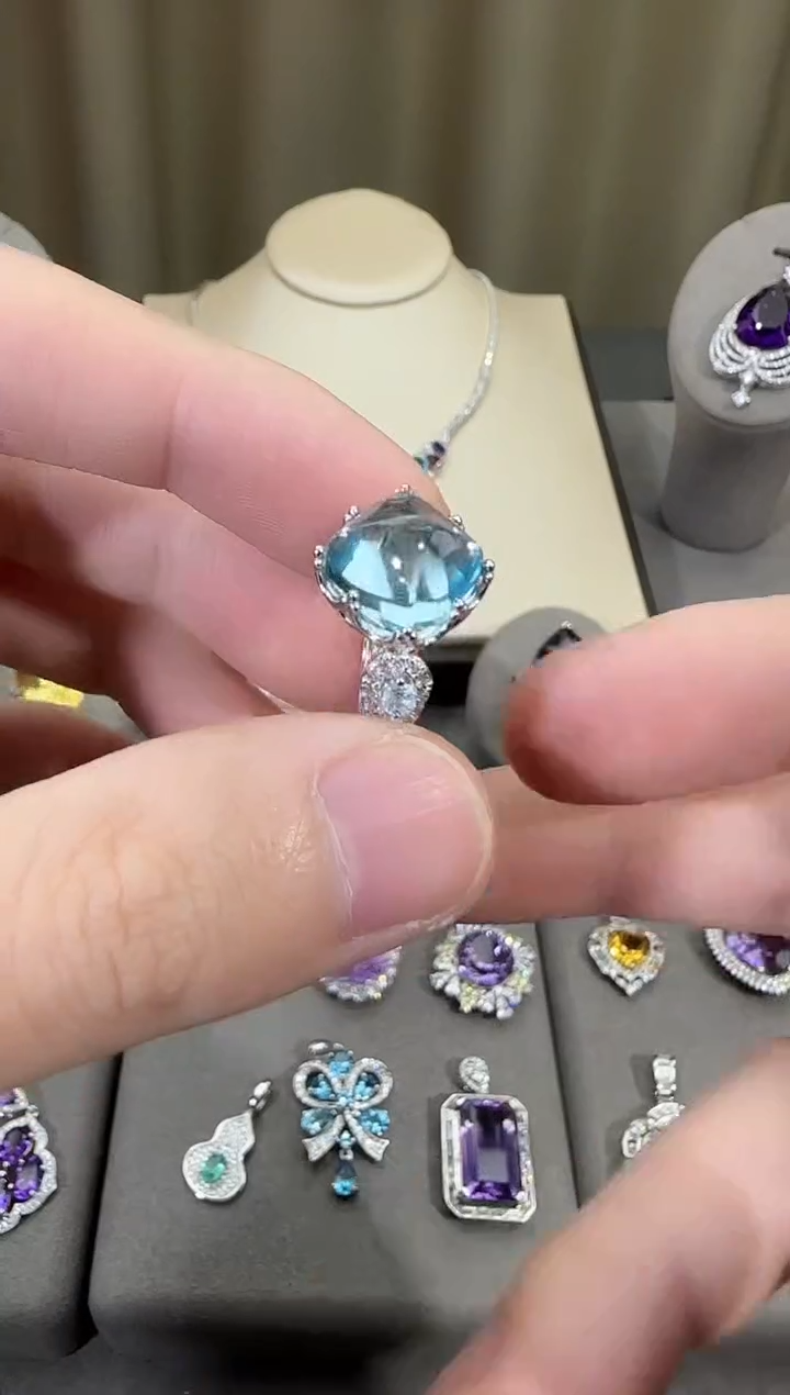 银S925镶嵌戒指托帕石11mm戒指糖塔设计款