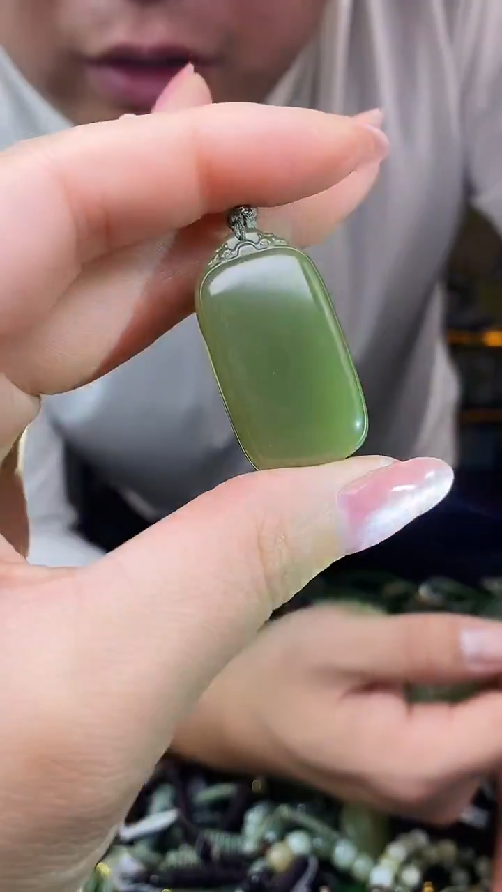 颈饰未镶嵌和田玉多样性发货，拍一发一