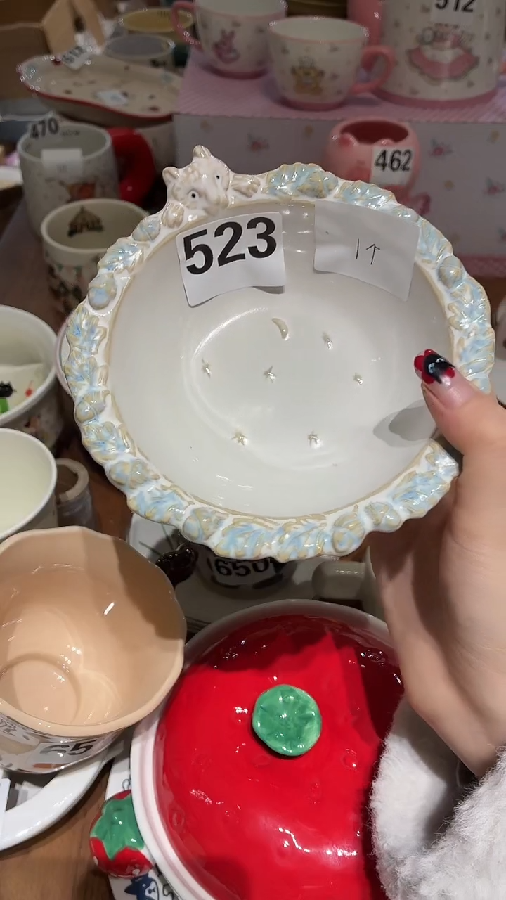 瓷523 松鼠 碗 瑕疵