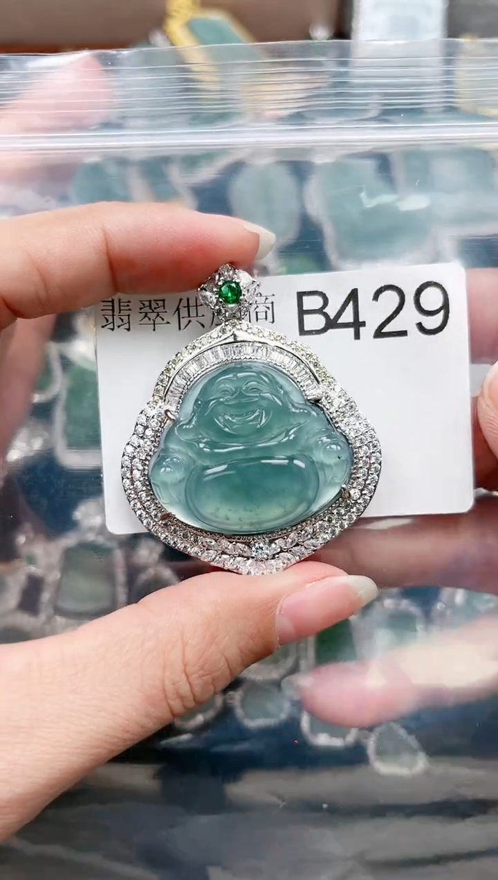 【闪购商品】翡翠颈饰未镶嵌429赠皮绳