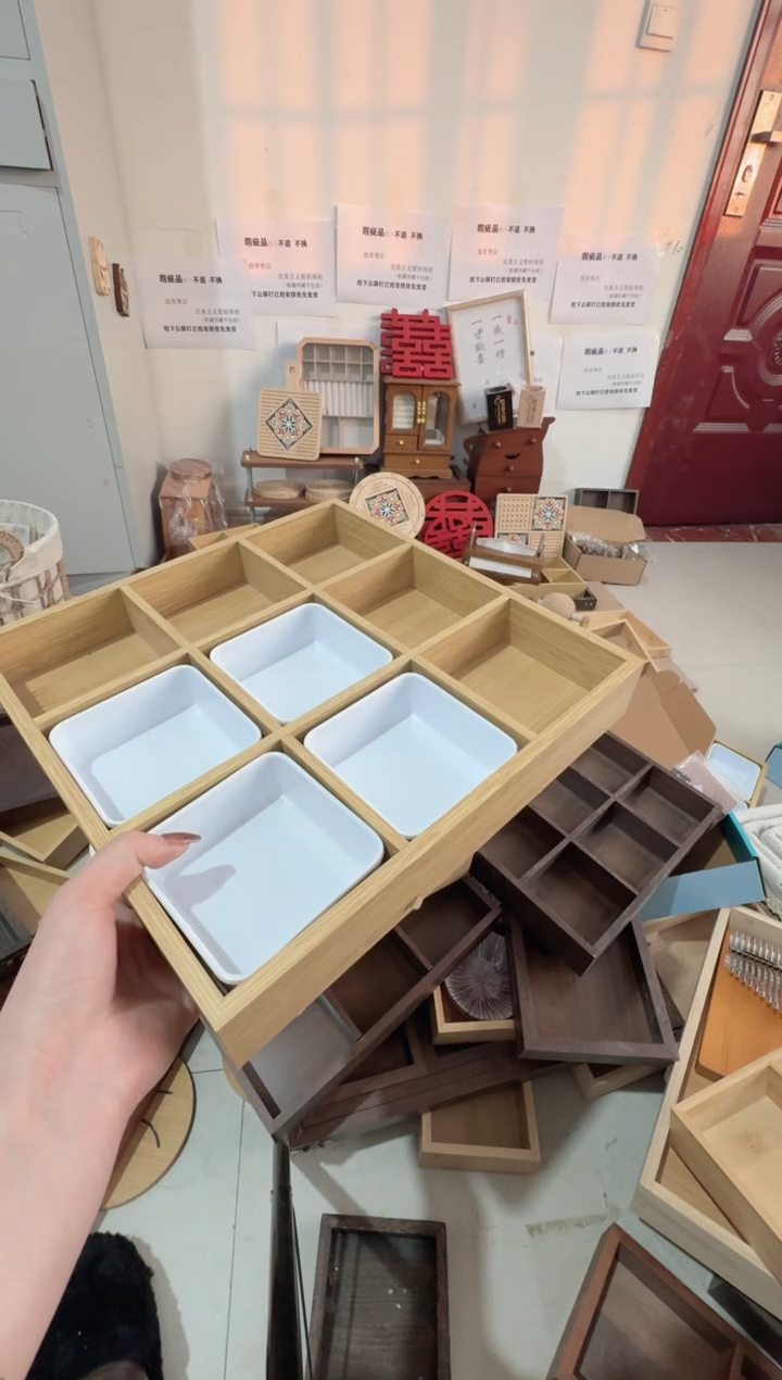 原木色九宫格微瑕拍下不退不换无售后