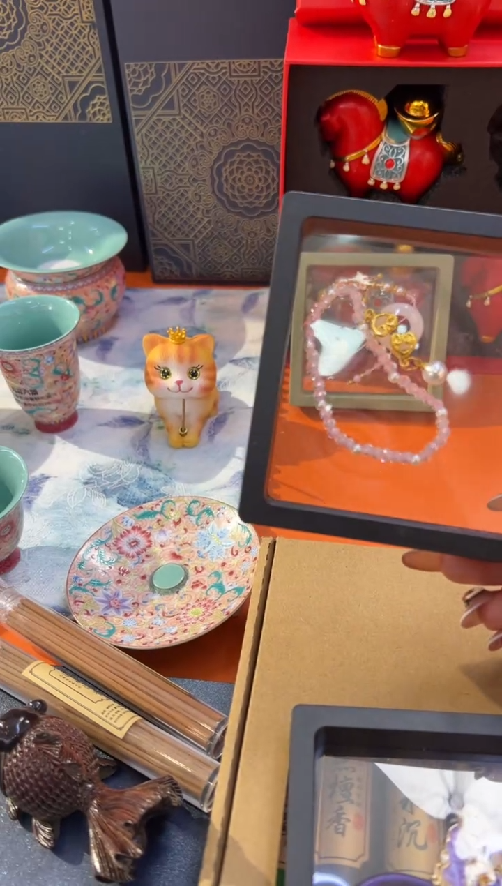 瓷片小乔闪购链接