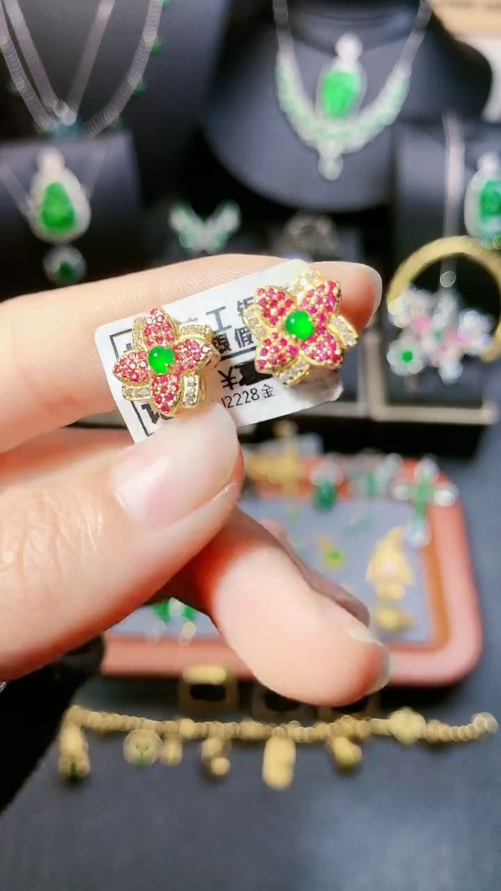 【闪购商品】翡翠耳饰银S925镶嵌耳饰