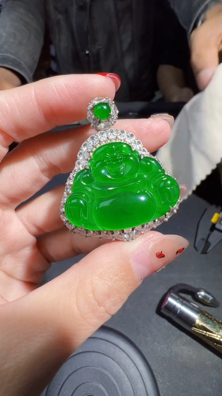 【闪购商品】定制翡翠未镶嵌佛公1