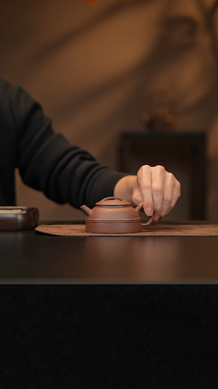 【闪购商品】紫砂茶壶允禾斋whysq 底槽清 双线半月150