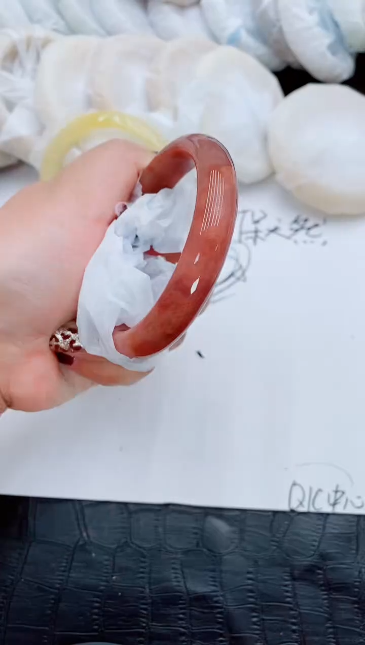 【闪购商品】石英质玉手镯未镶嵌S277-60-61