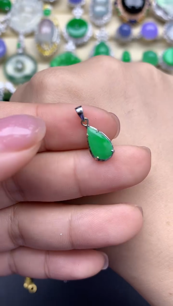 【闪购商品】翡翠颈饰18K金镶嵌49-中国好珍宝