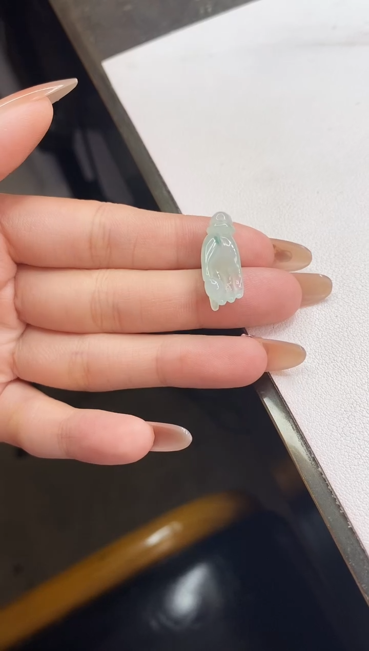 【闪购商品】翡翠颈饰未镶嵌佛手